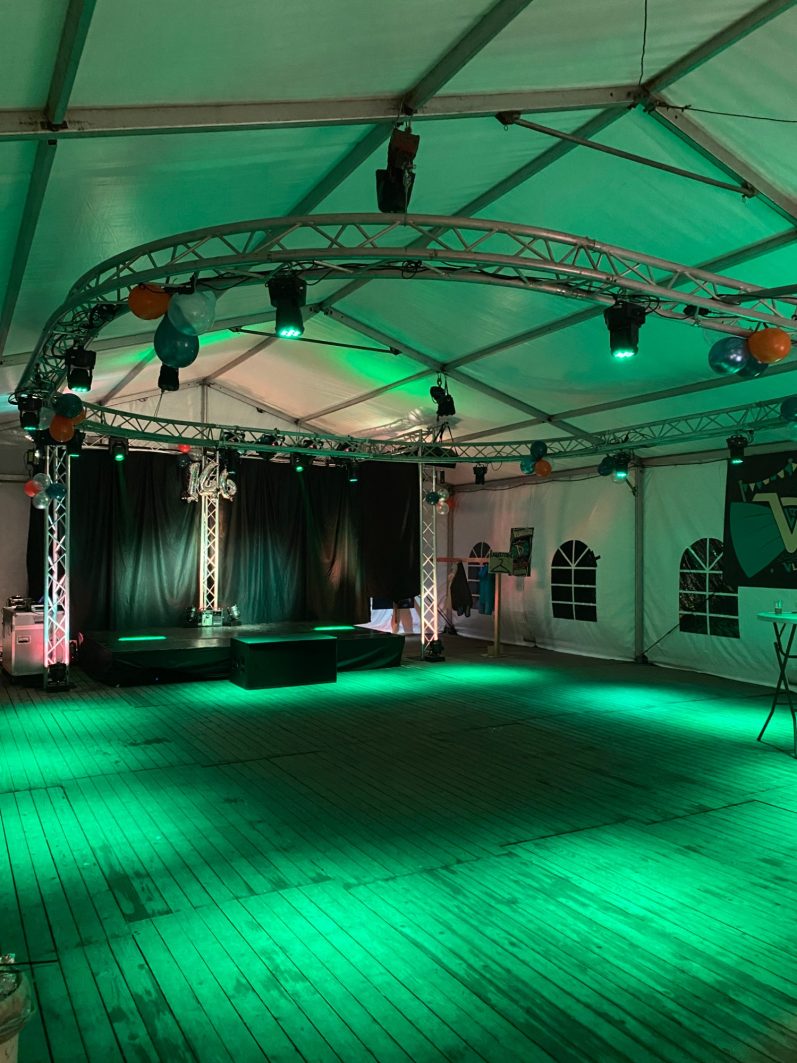 Particulier tentfeest